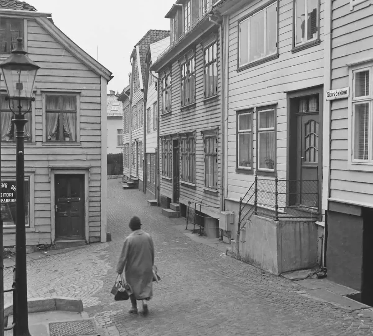 Dinbnb Apartments L The 1880 Authentic Bergen Dream I 500M To Bryggen
