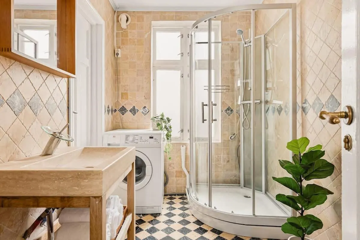 Дом отдыха Dinbnb Apartments L The 1880 Authentic Bergen Dream I 500M To Bryggen Норвегия