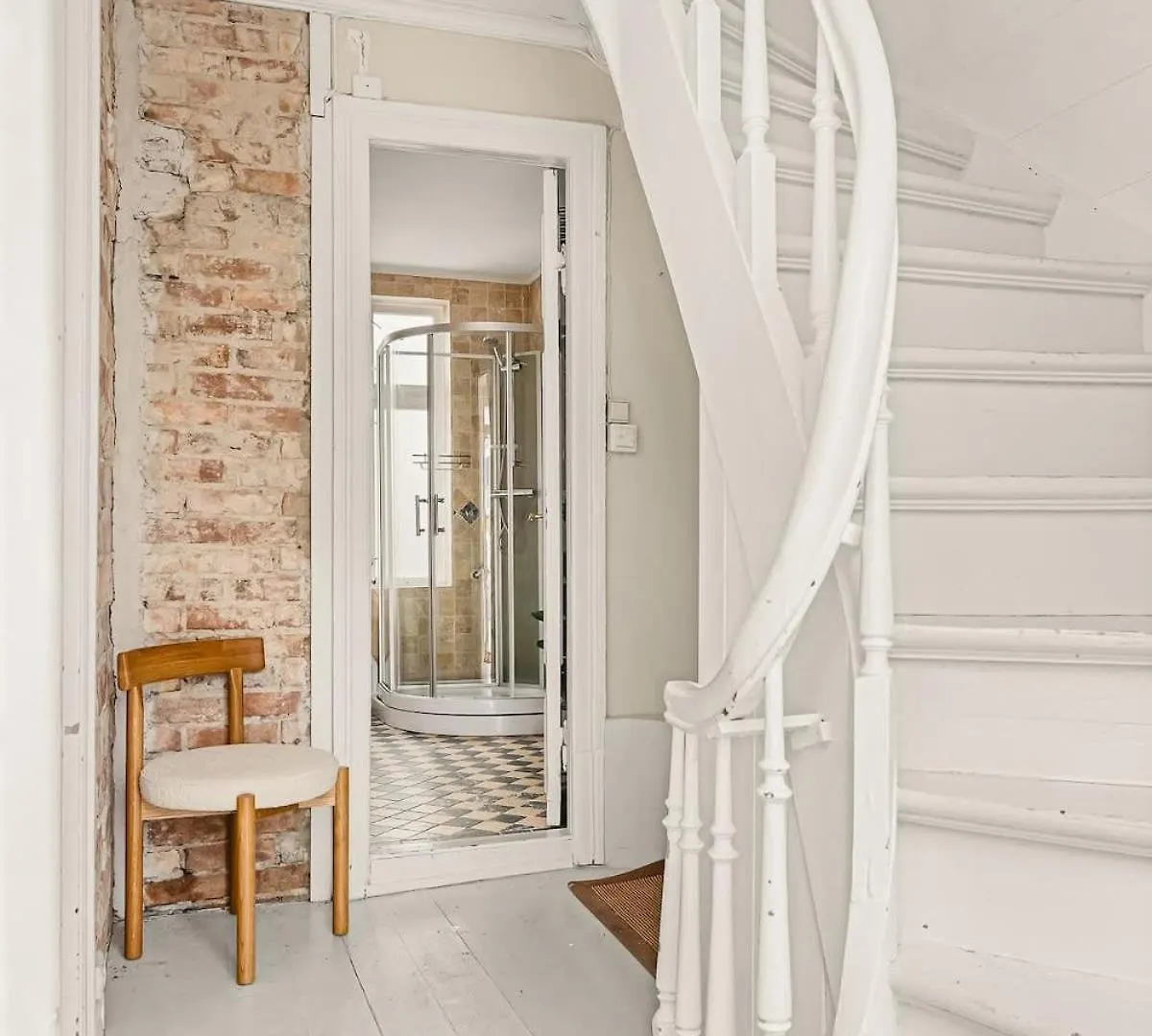 Dinbnb Apartments L The 1880 Authentic Bergen Dream I 500M To Bryggen Норвегия